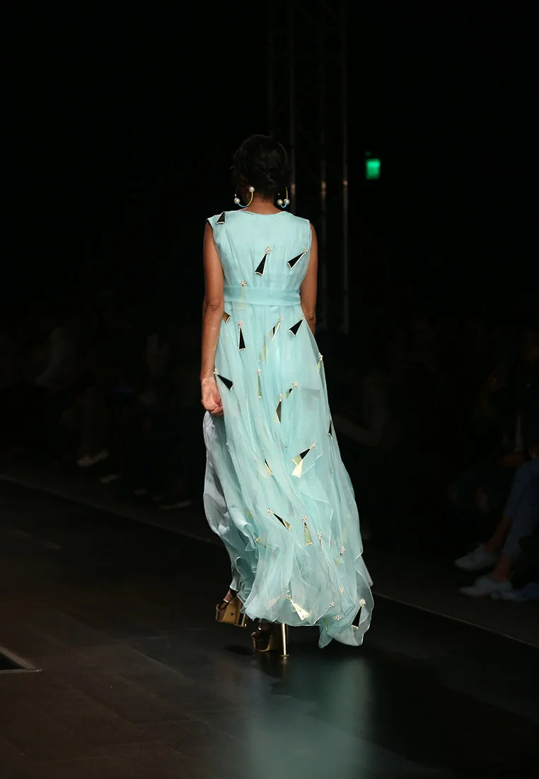Maxi dress with cape