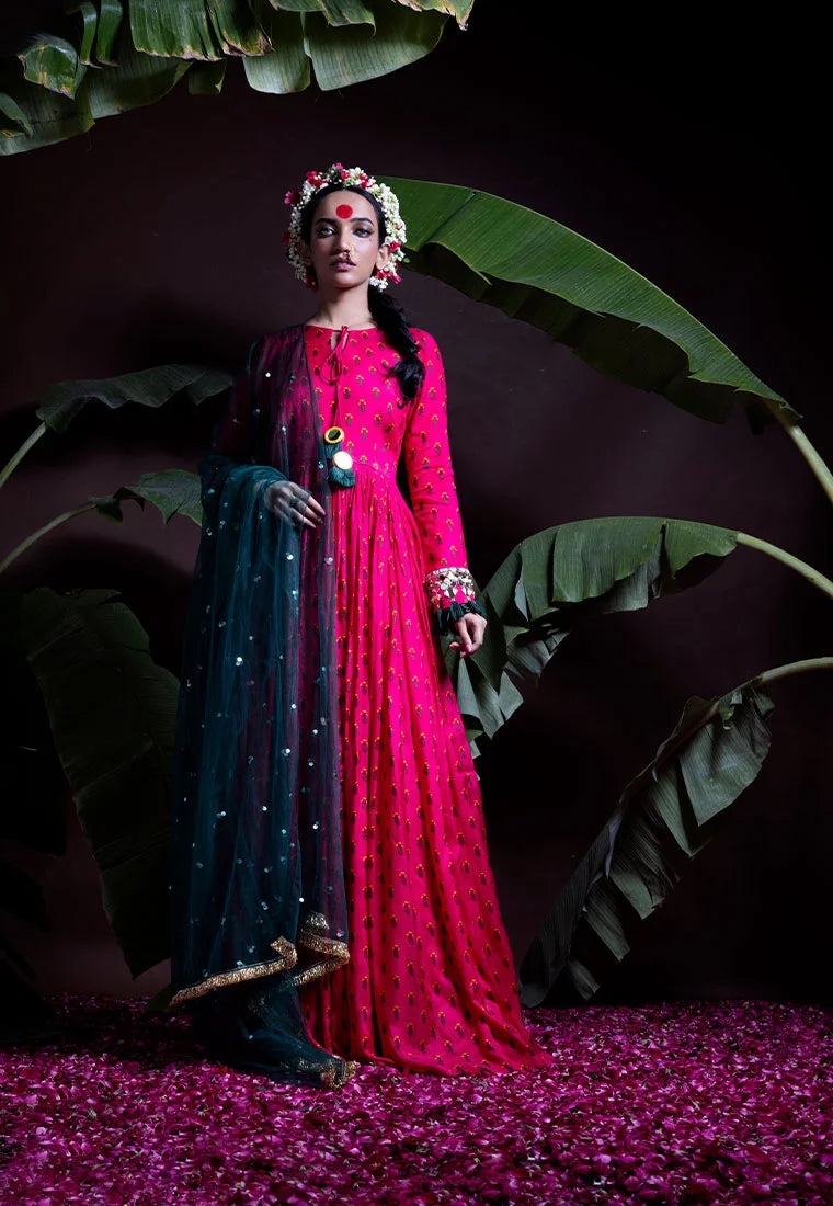 Women's Maroon Solid Rayon Maxi Dress Wirh Dupatta - Yufta | Maxi dress,  Dress, Indo western dress